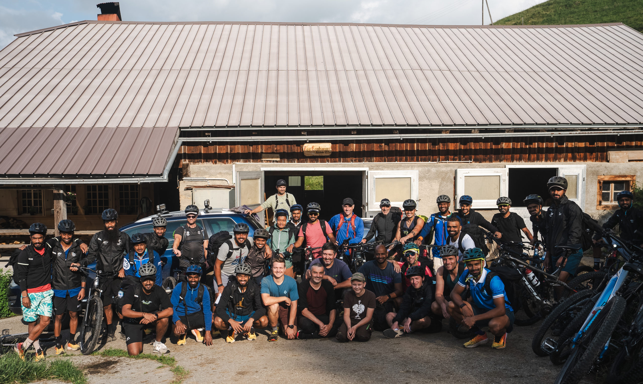Indian Hockey Bootcamp avec Mike Horn